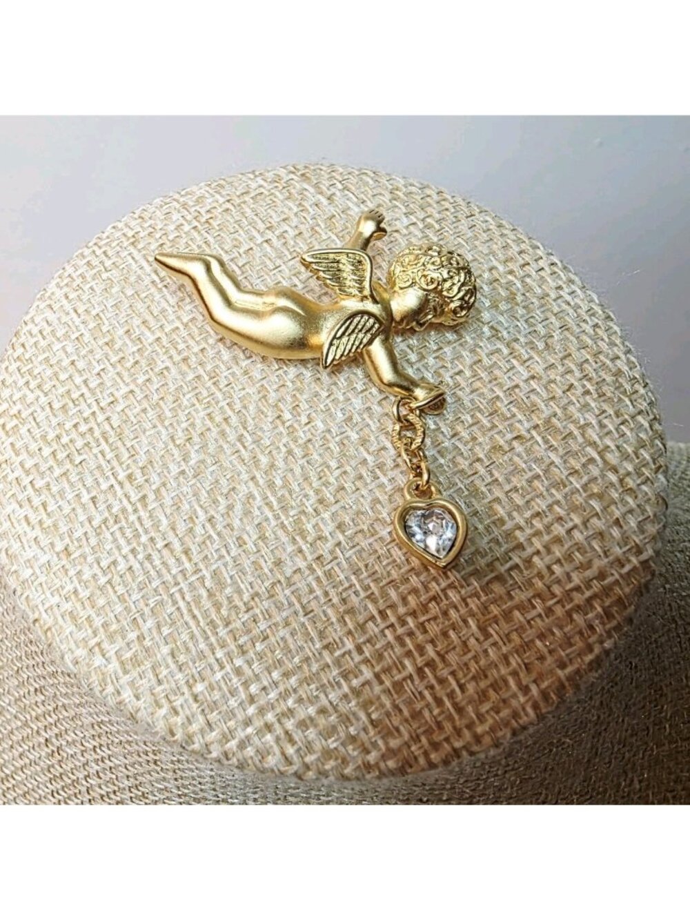 Vtg Gold Tone Weingeroff Cherub Angel Heart Dangle Rhinestone Crystal Pin Brooch